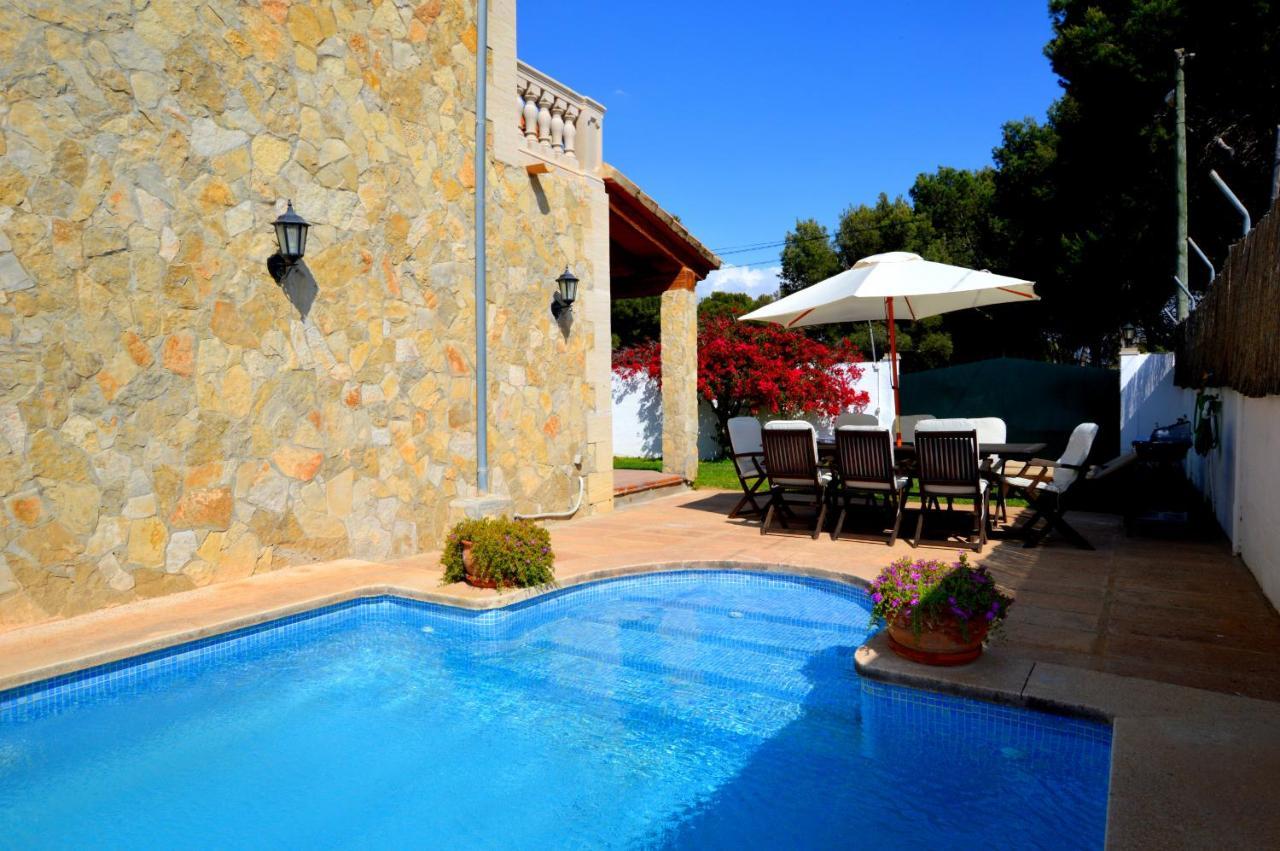 Alpehytte Bonito Chalet Con Piscina Cerca Del Mar